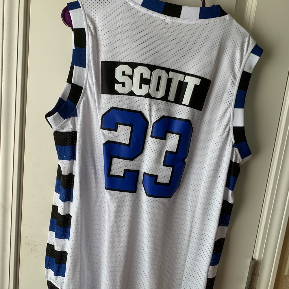 One Tree Hill Nathan Scott XL Jersey